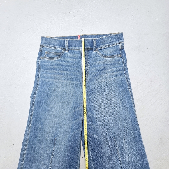 SPANX Sz L ShapeWear Light Blue 360 Authentic Wide Leg Denim Jeans - Picture 6 of 11